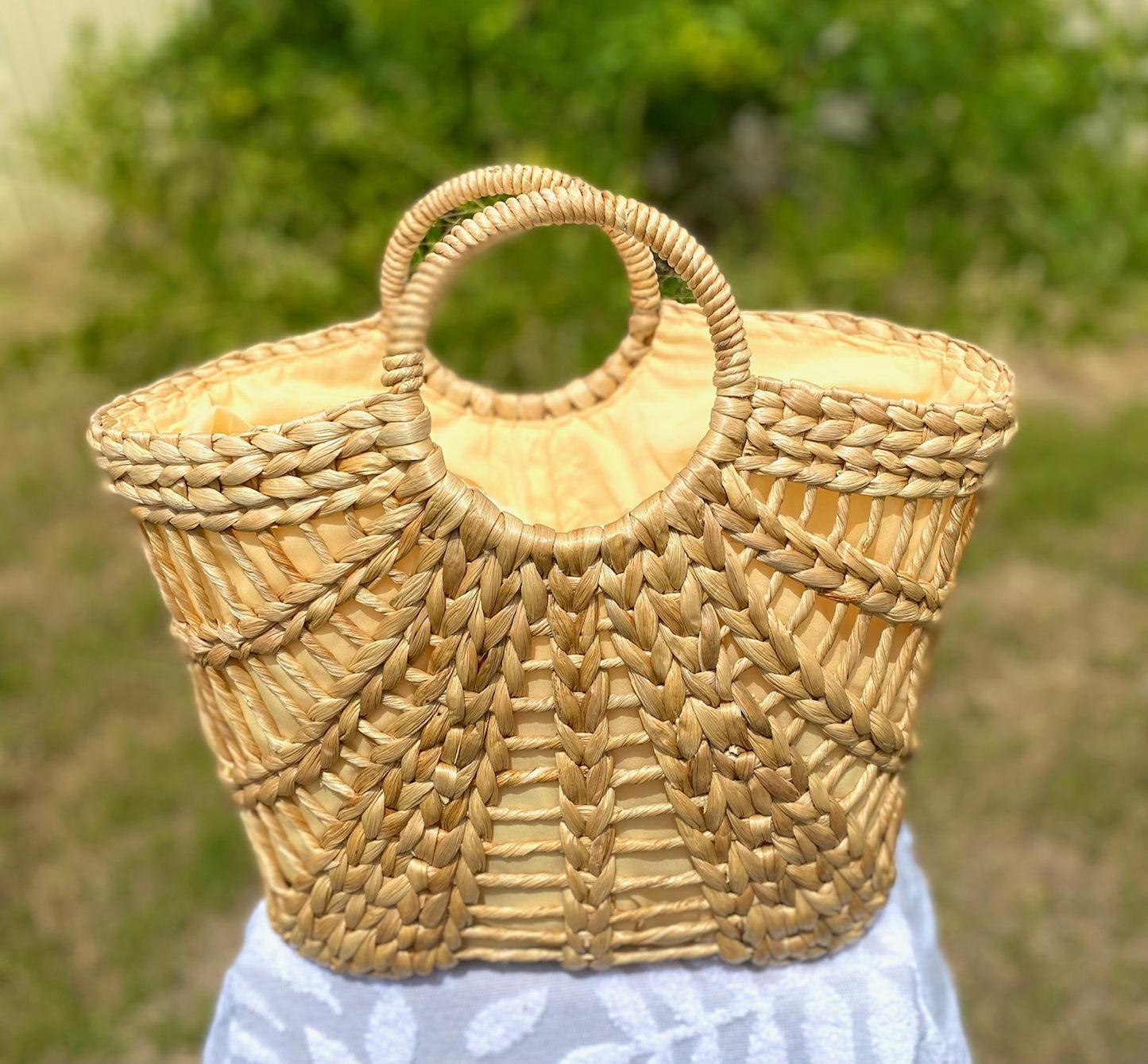 Cable Beach Water Hyacinth Tote